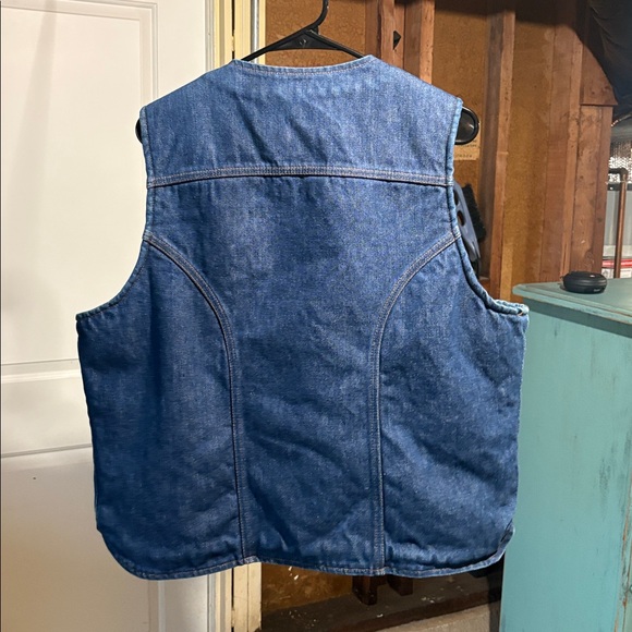 Vintage Wrangler Cream Sherpa Lined Denim Vest - Picture 3 of 3